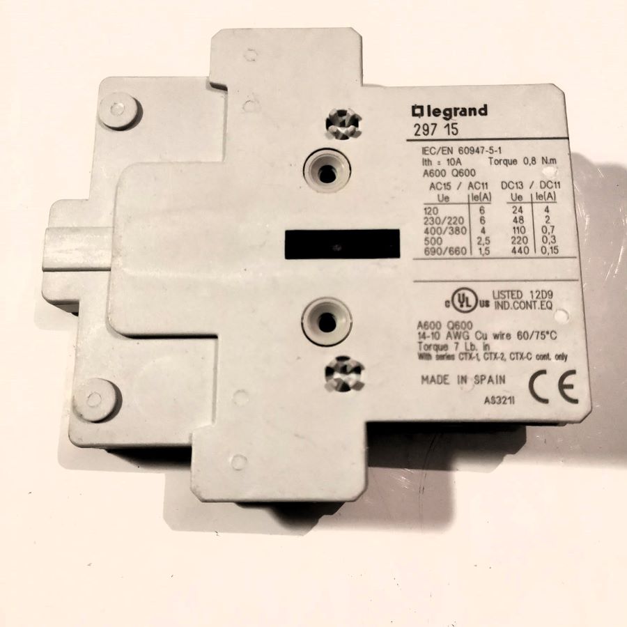 Блок контактов Legrand 297 15