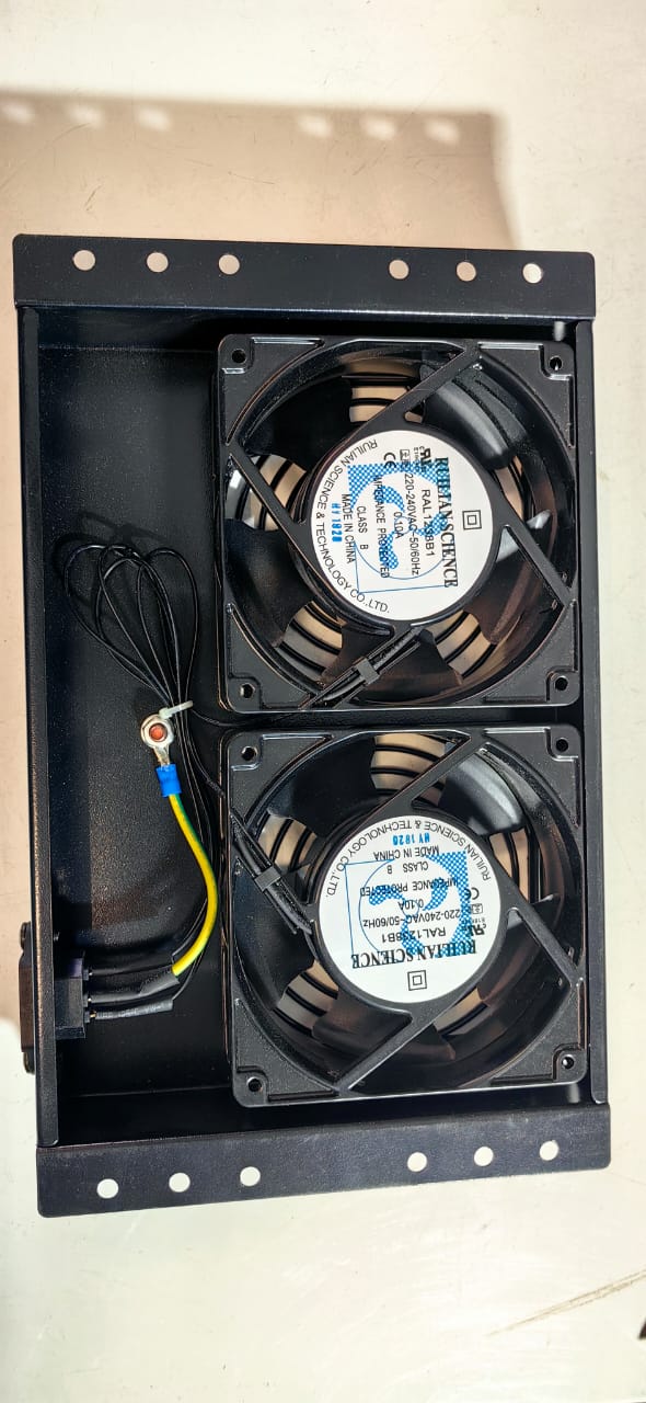 Блок вентиляторный с вентиляторами RAL1238B1 220-240VAC 0.10A
