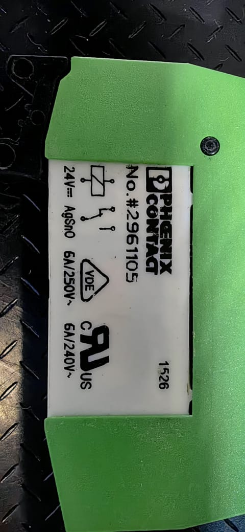 Реле Phoenix contact  2961105 с модулем базовым PLC-BSC- 24DC/21