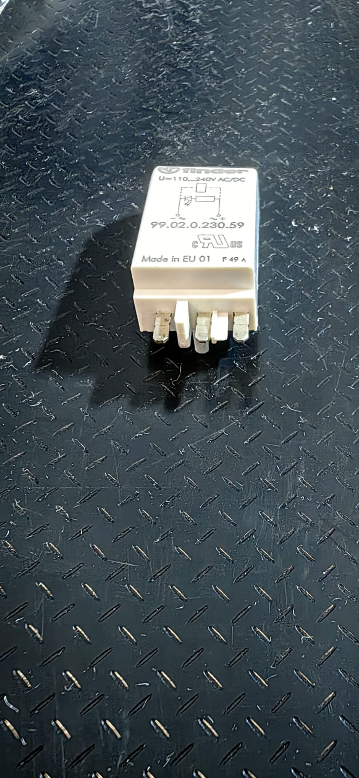 Модуль индикации, зеленый LED, 110...240В AC/DC FINDER 99.02.0.230.59
