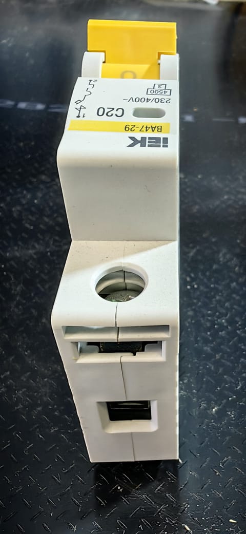 Выключатель автоматический IEK ВА 47-29 C20, 20А, однополюсный, 4.5кА