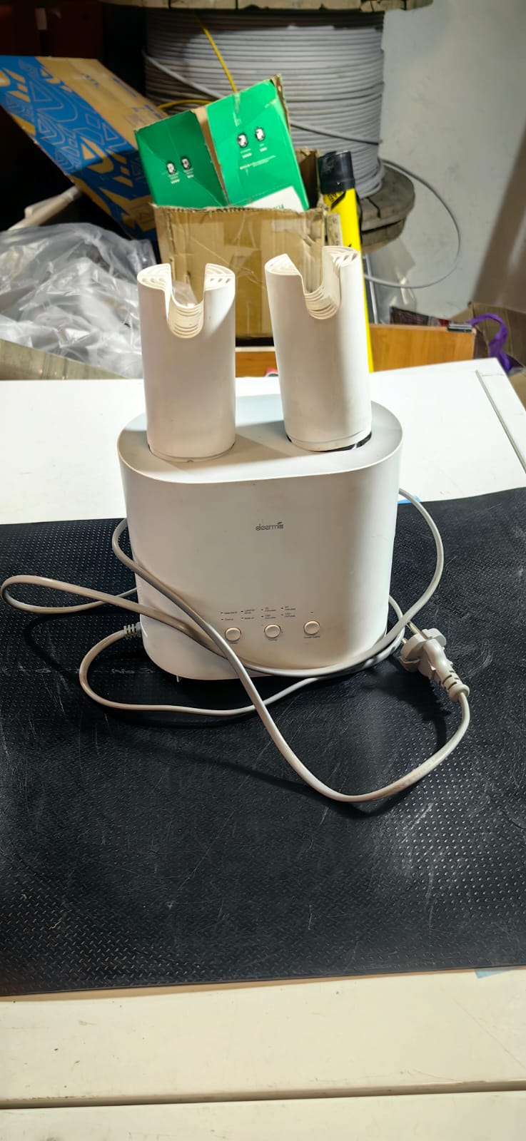 Электрическая сушилка для обуви Deerma HX10W белый