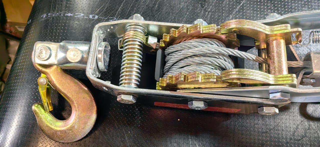 Лебедка FIT, ручная, усиленная, трос 3м, 4т